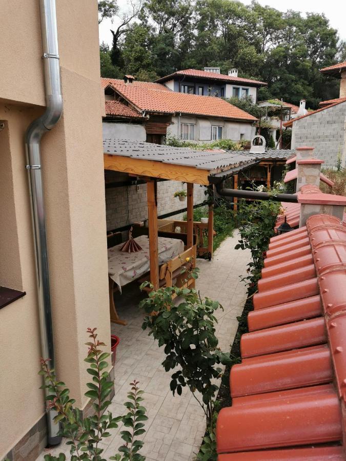 Rose Valley Guest House カザンラク エクステリア 写真