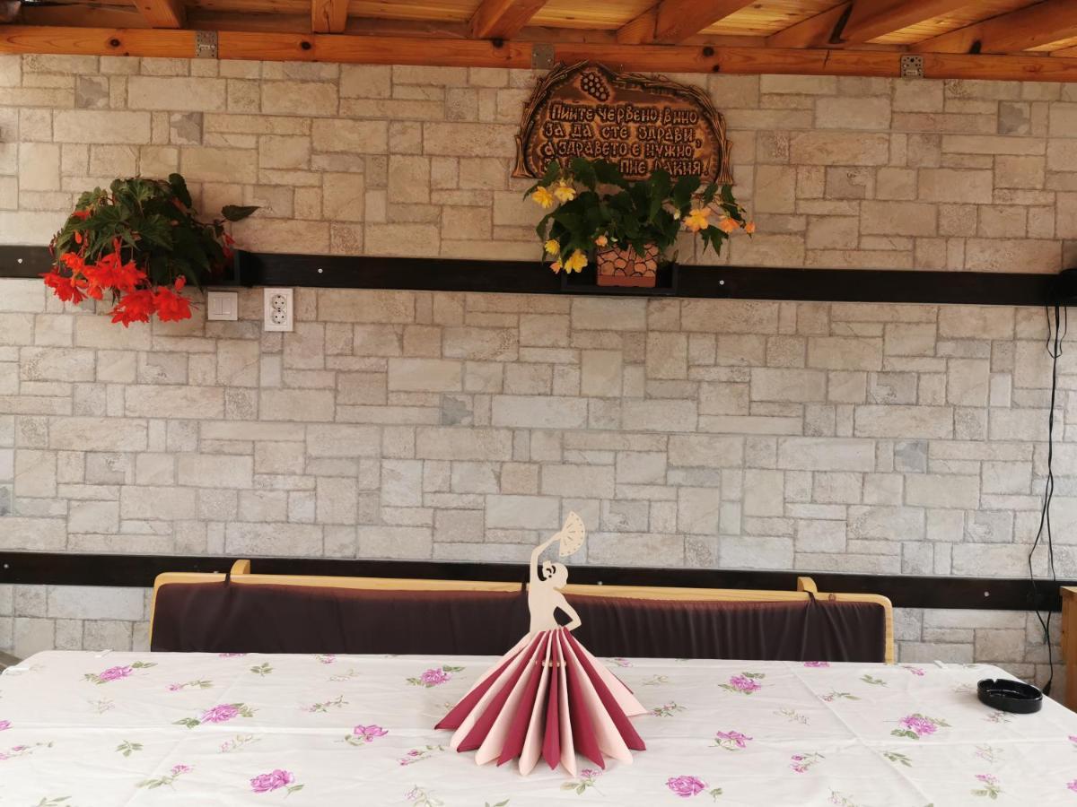 Rose Valley Guest House カザンラク エクステリア 写真