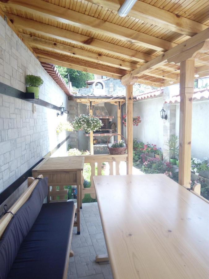 Rose Valley Guest House カザンラク エクステリア 写真